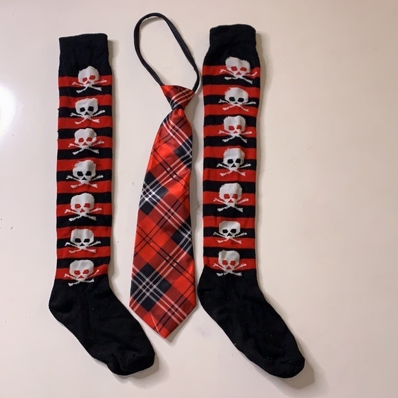 Punk rock Catholic school girl Costume and Accessory’s size large red - Picture 9 of 10